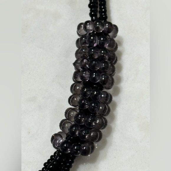 Vintage Teardrop Shell Necklace Black Beaded Chain - Picture 6 of 10